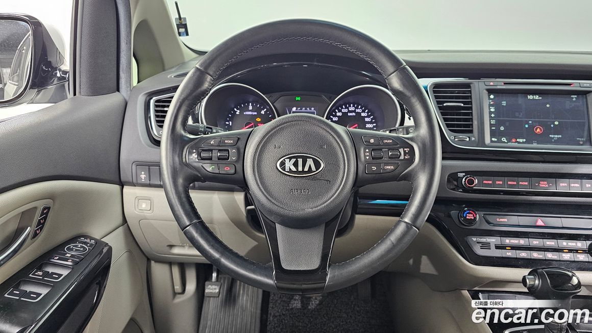 Kia Canival 2015