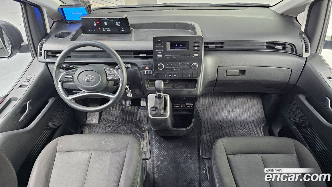 Hyundai Staria 2022