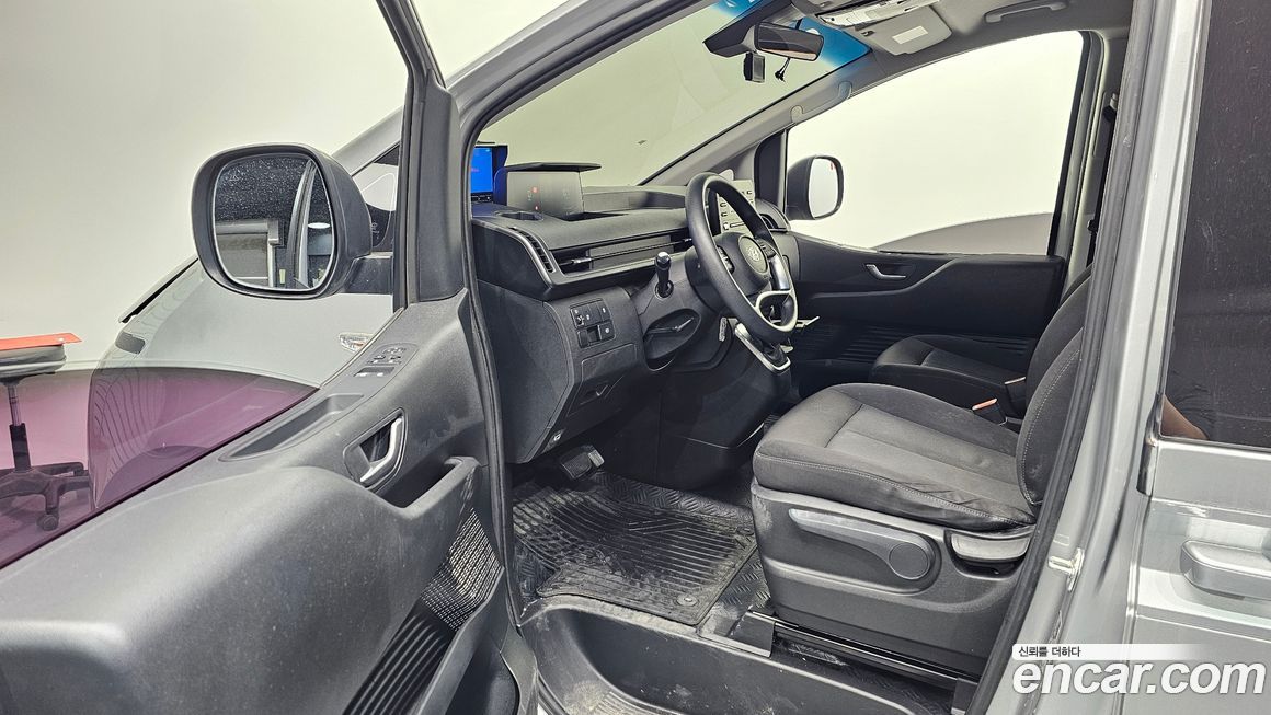 Hyundai Staria 2022