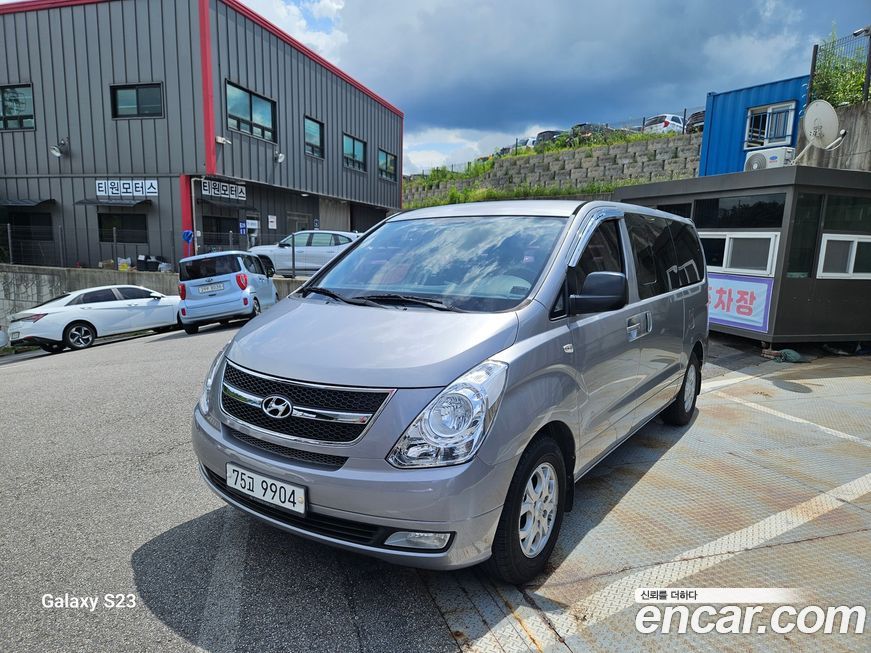 Hyundai Starex 2016
