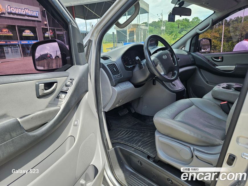 Hyundai Starex 2016