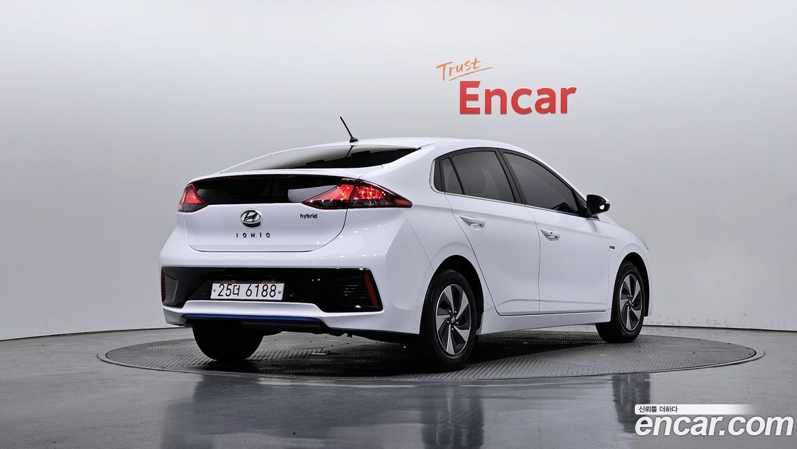 Hyundai Ioniq 2019