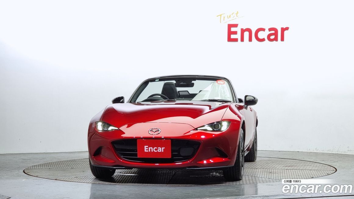 Mazda MX-5 Miata 2024