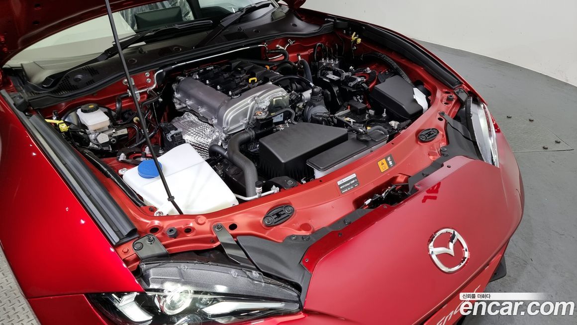 Mazda MX-5 Miata 2024