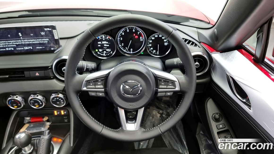 Mazda MX-5 Miata 2024