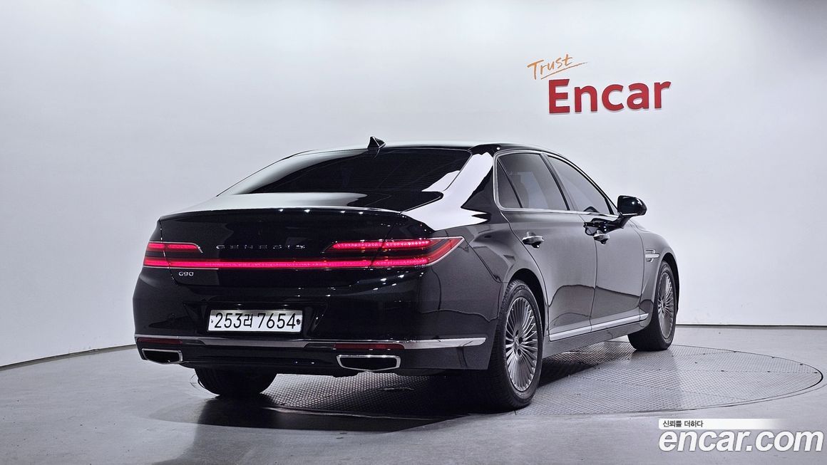 Genesis G90 2021