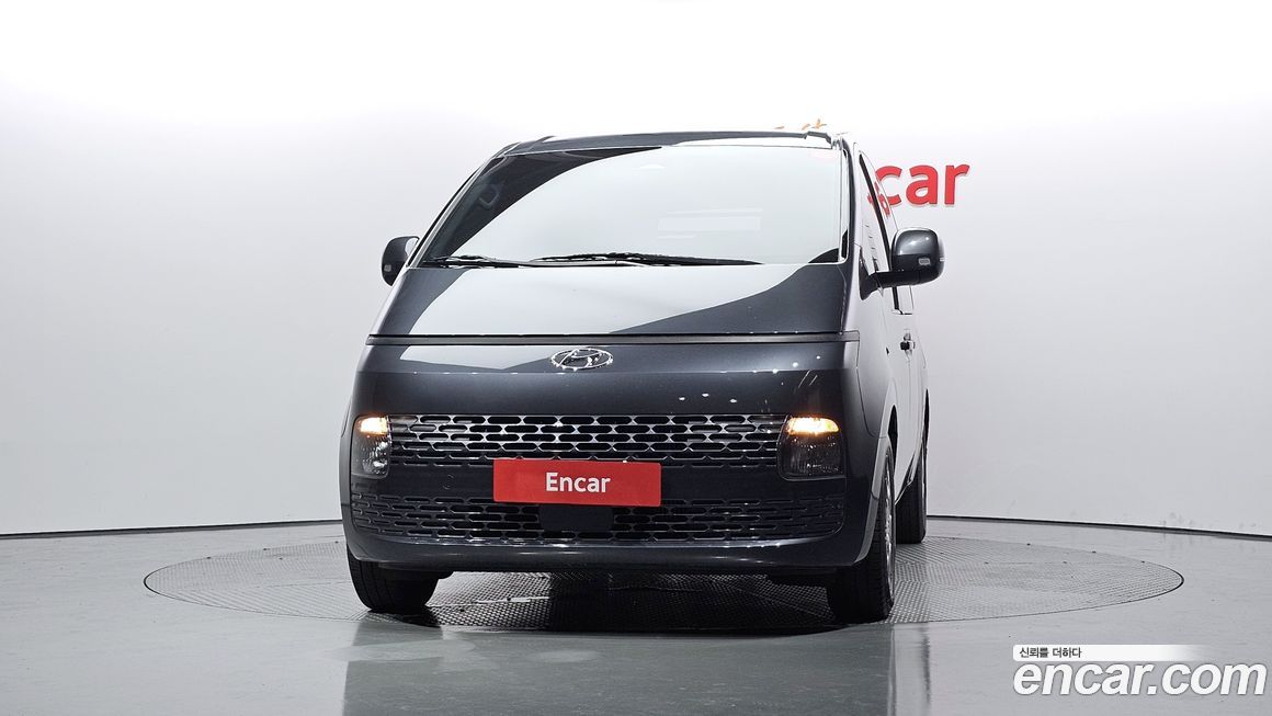 Hyundai Staria 2023