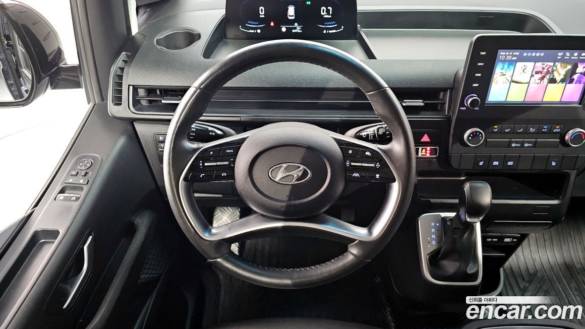 Hyundai Staria 2023