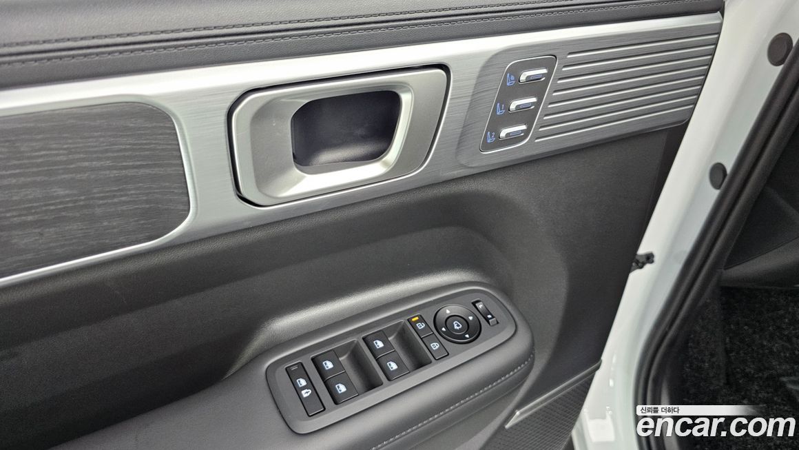 Hyundai Santafe 2025