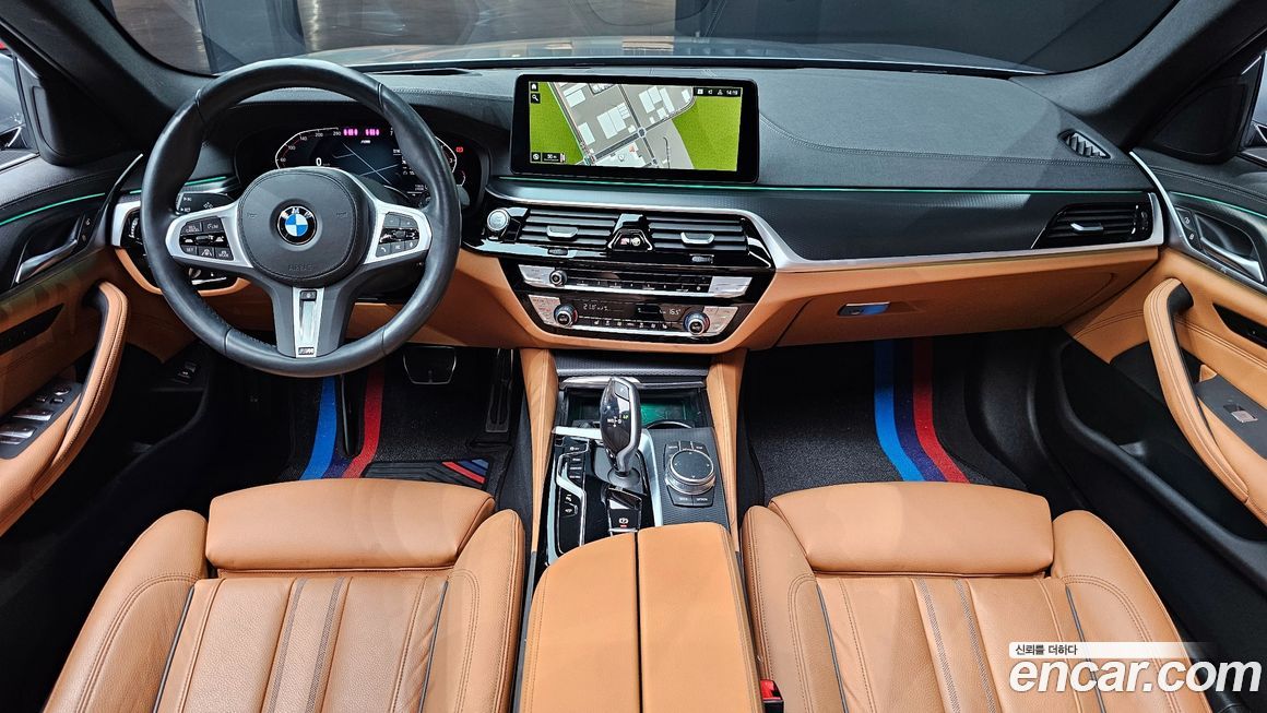 BMW 5-Series 2023