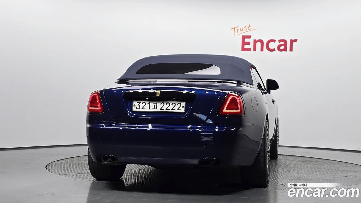 Rolls-Royce Dawn 2017