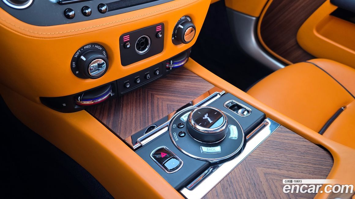 Rolls-Royce Dawn 2017