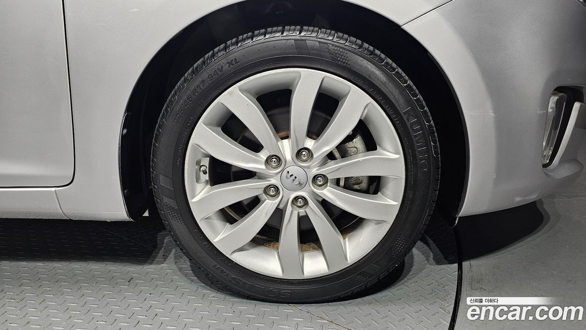 Kia Carens 2016