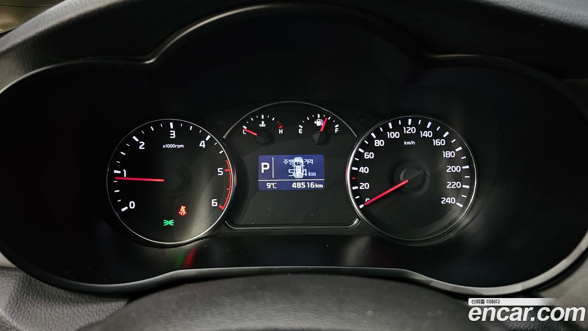 Kia Carens 2016