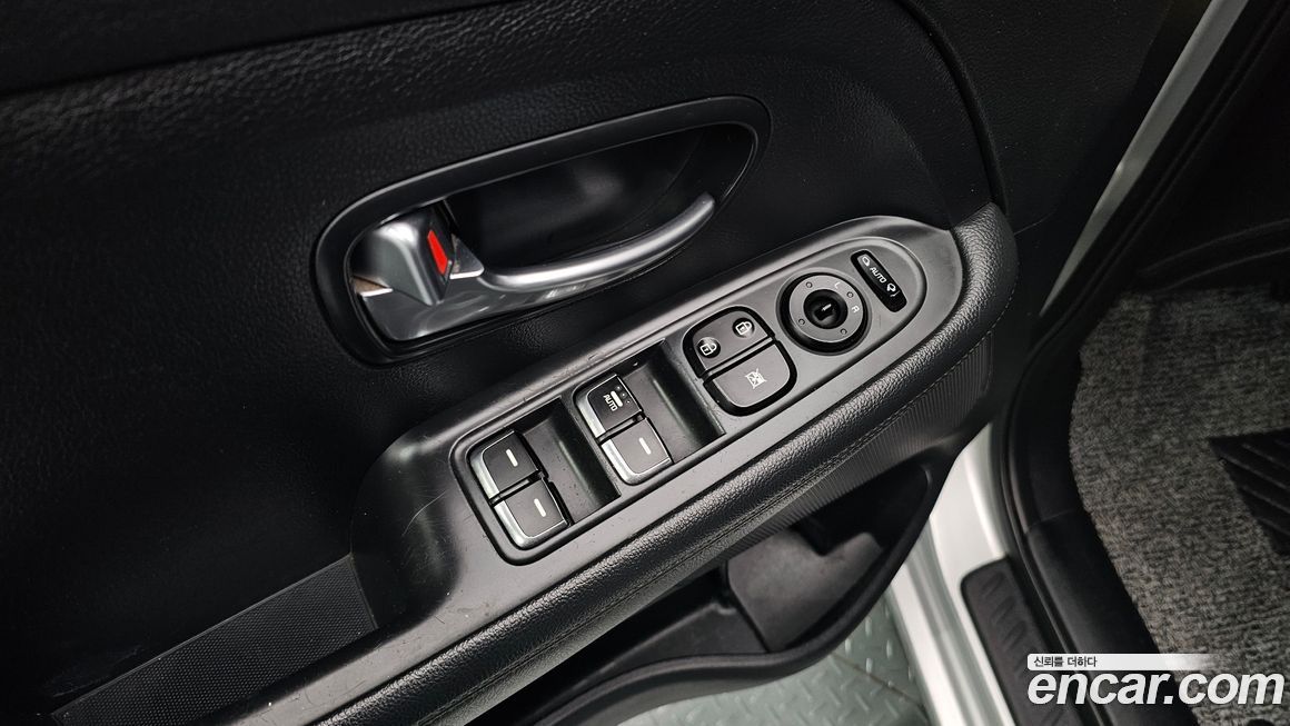 Kia Carens 2016