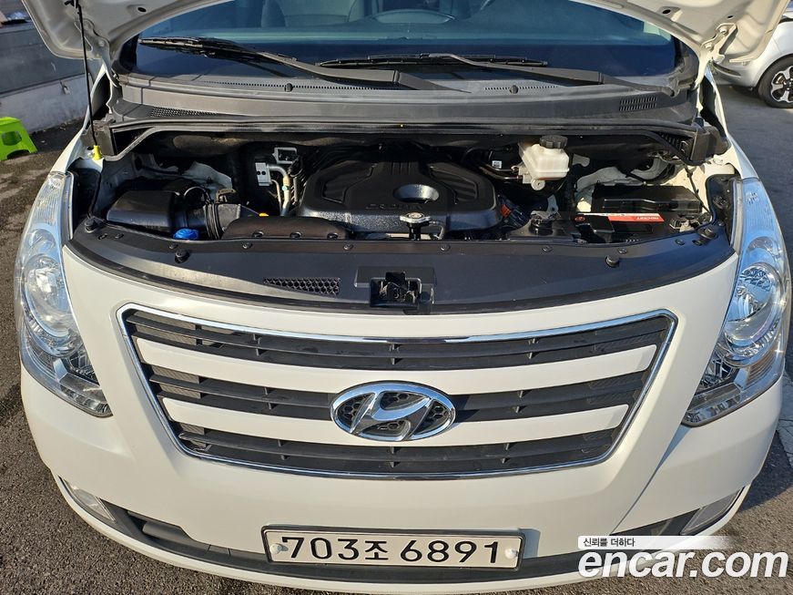 Hyundai Starex 2018