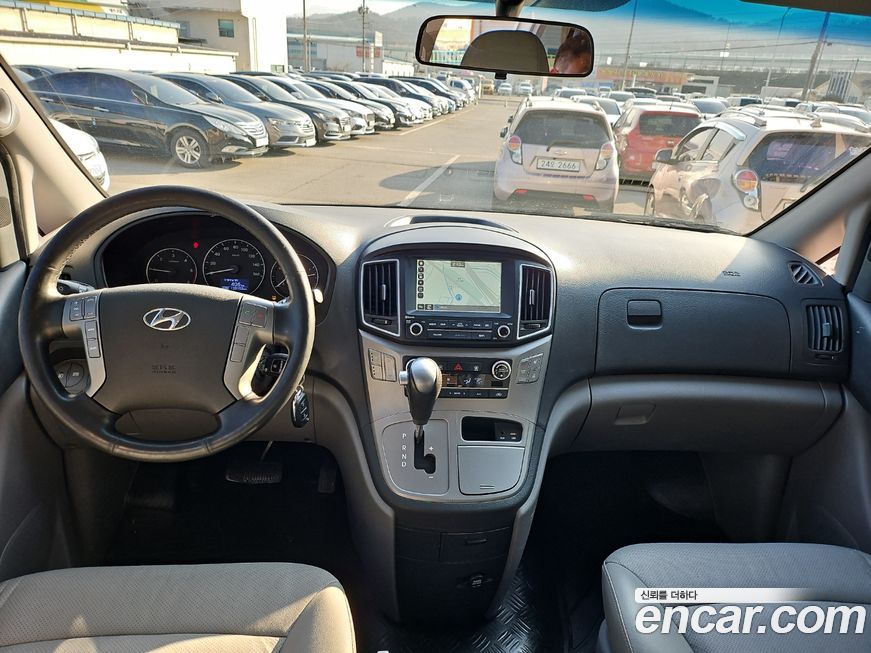Hyundai Starex 2018