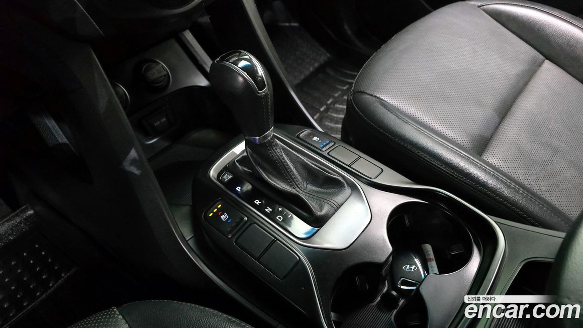 Hyundai Santafe 2015