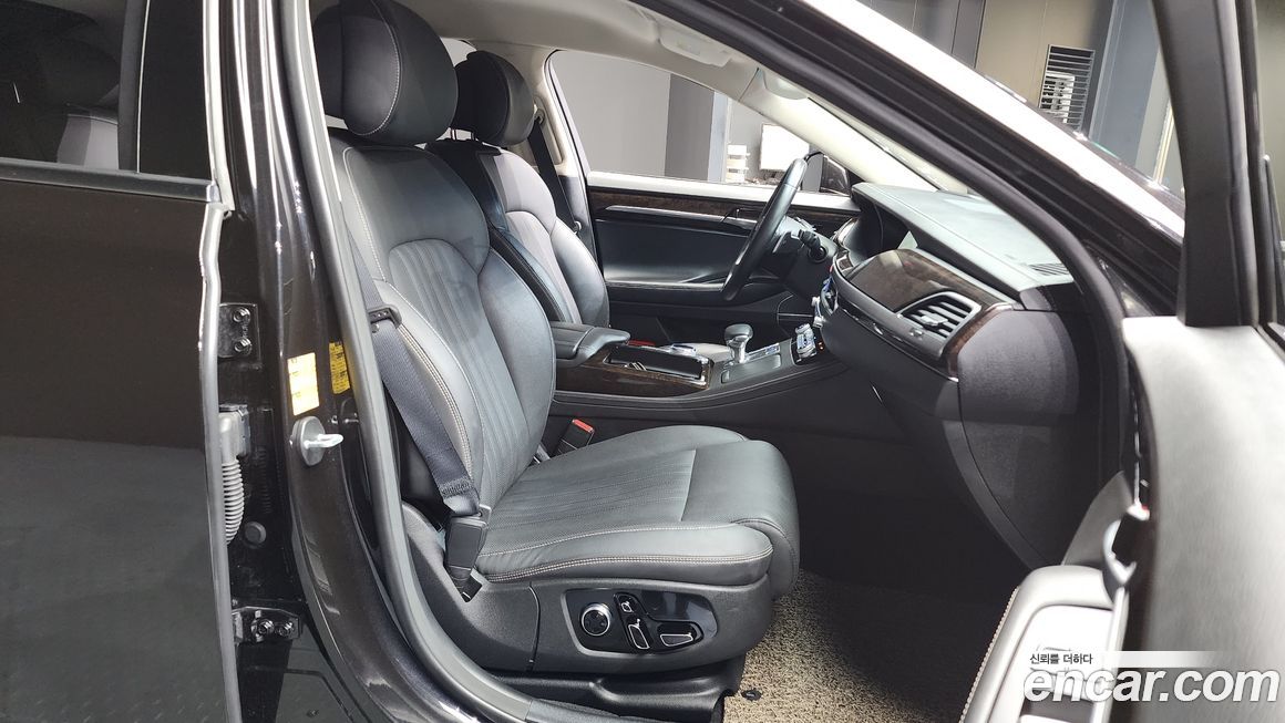 Genesis G90 2019