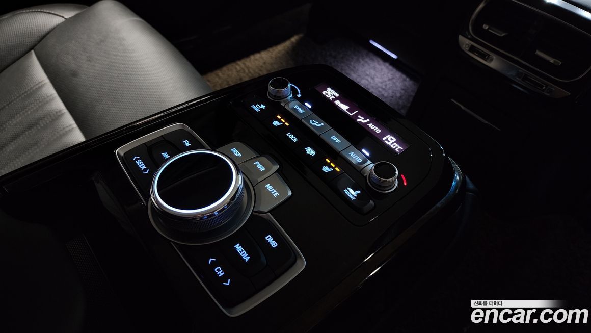 Genesis G90 2019