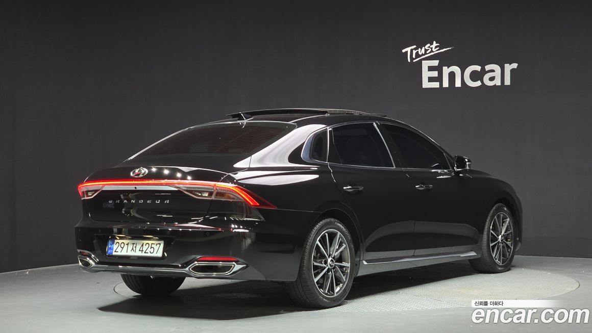 Hyundai Grandeur 2022