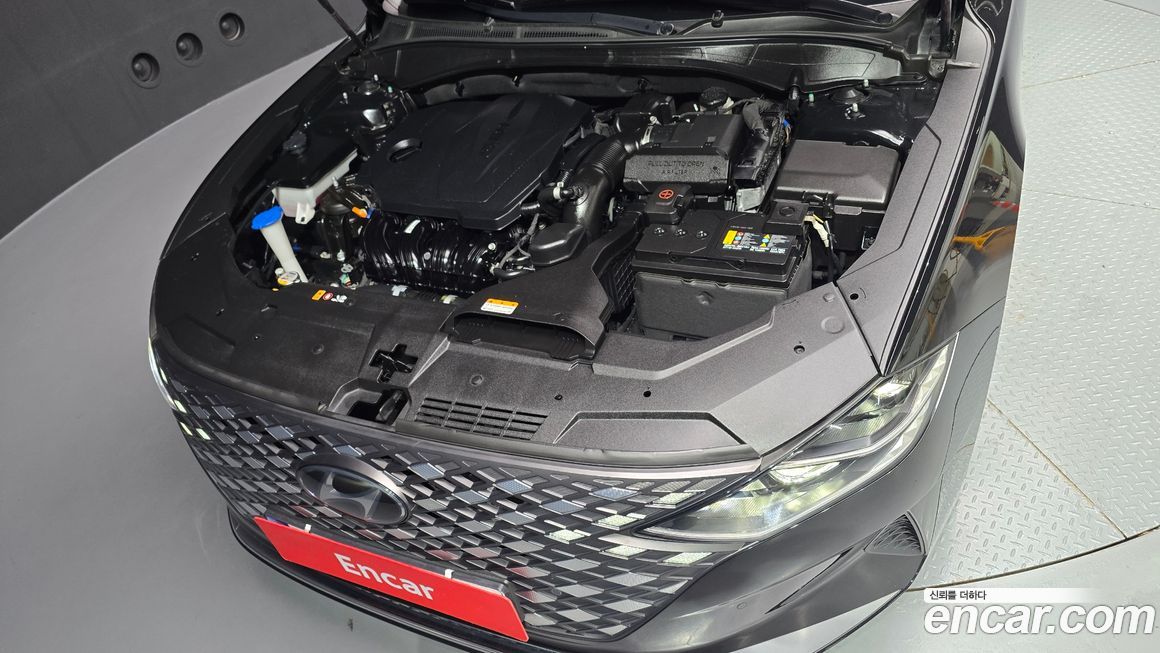 Hyundai Grandeur 2022