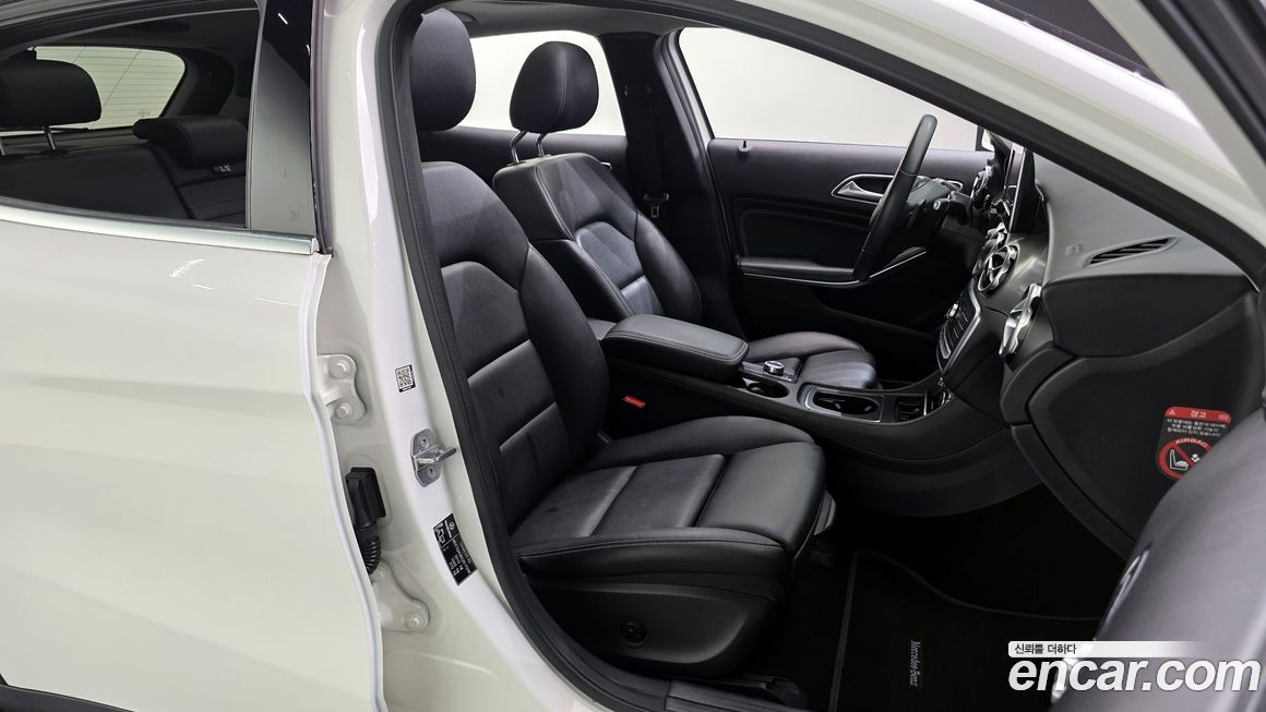 Mercedes-Benz GLA-Class 2018