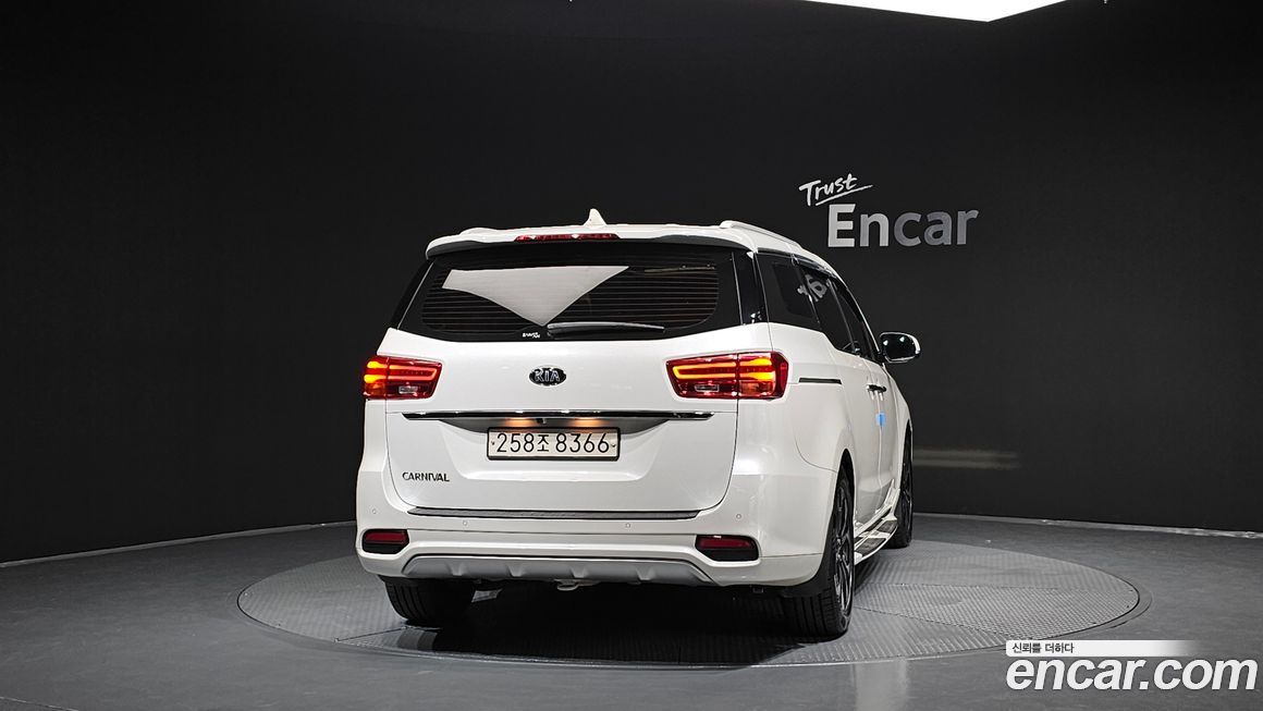 Kia Canival 2019