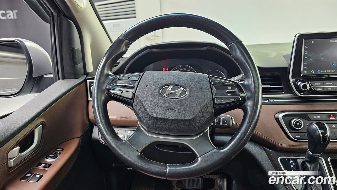 Hyundai Starex 2019