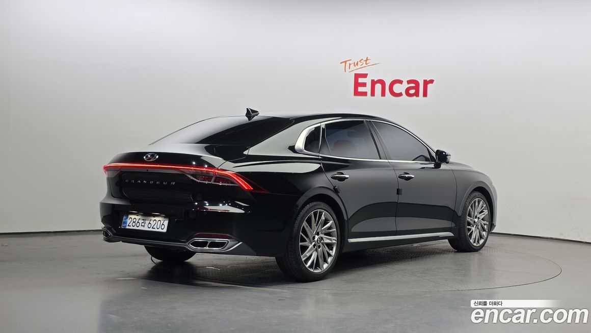 Hyundai Grandeur 2020