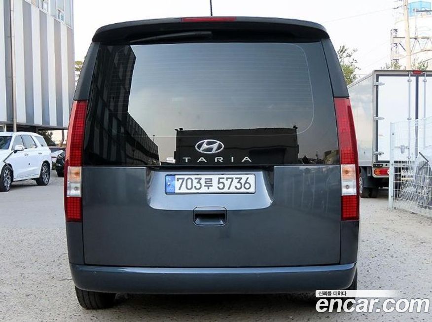 Hyundai Staria 2023