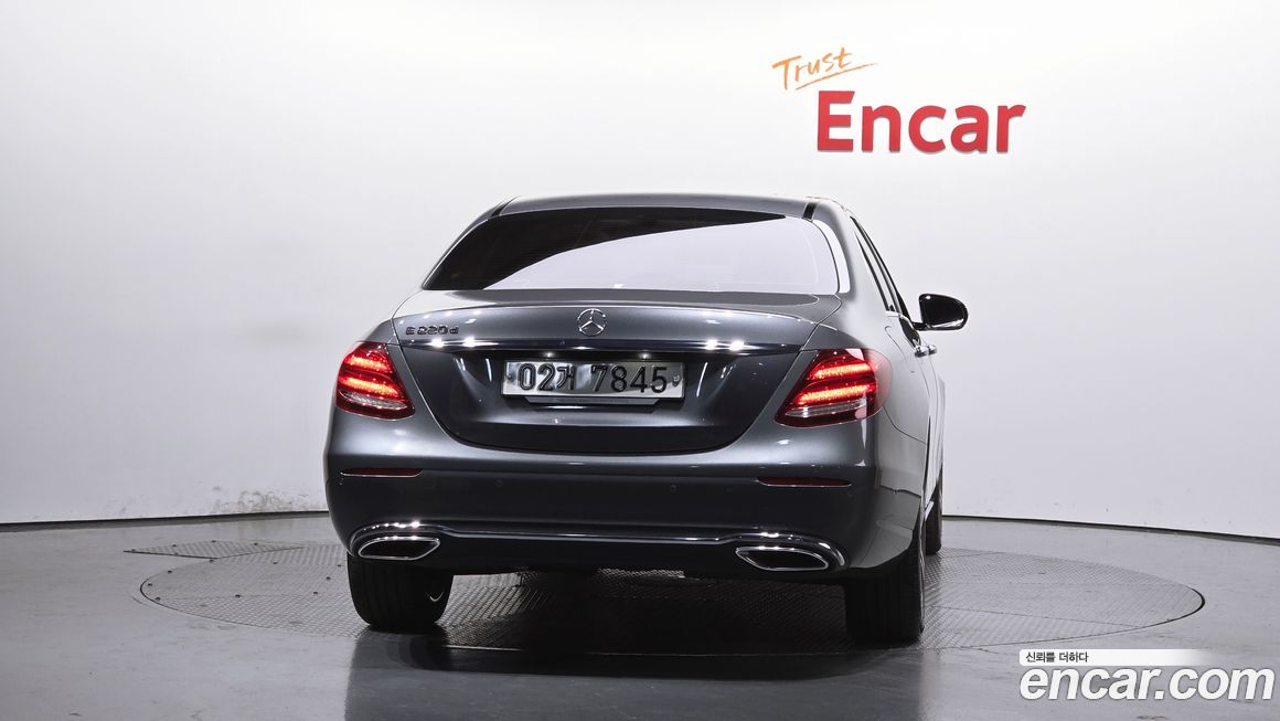 Mercedes-Benz E-Class 2019