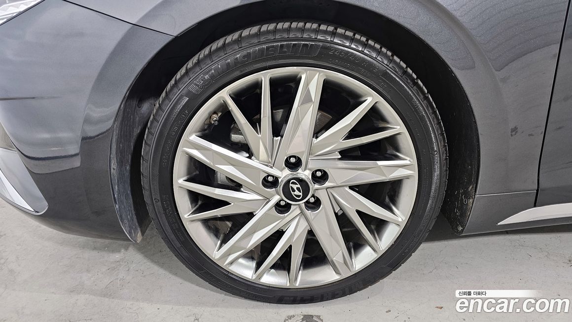 Hyundai Grandeur 2020