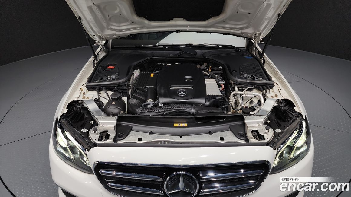 Mercedes-Benz E-Class 2020