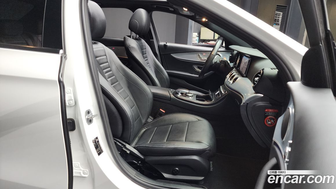 Mercedes-Benz E-Class 2020