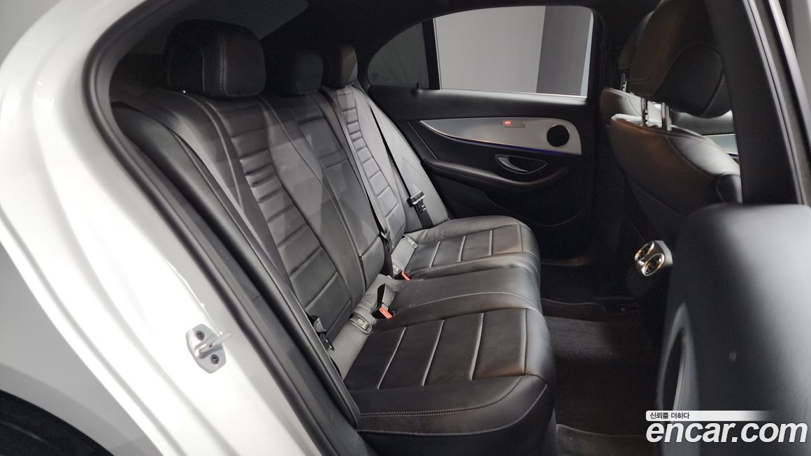 Mercedes-Benz E-Class 2020