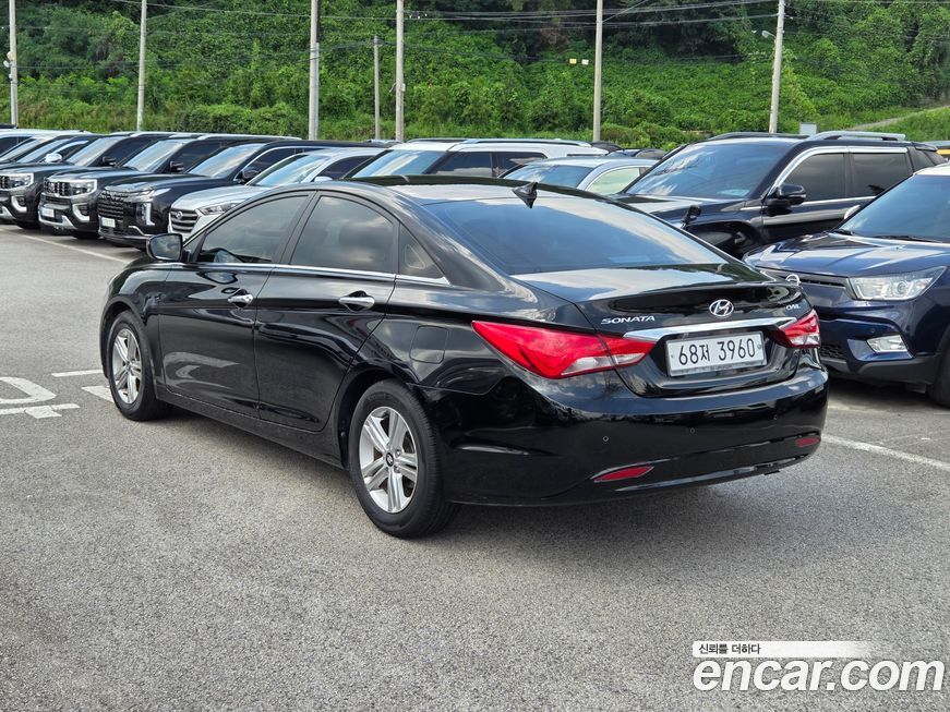 Hyundai Sonata 2013