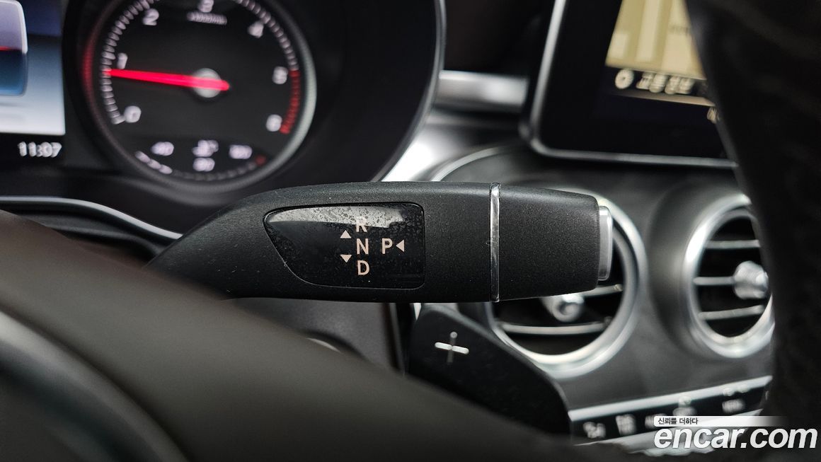 Mercedes-Benz GLC-Class 2018