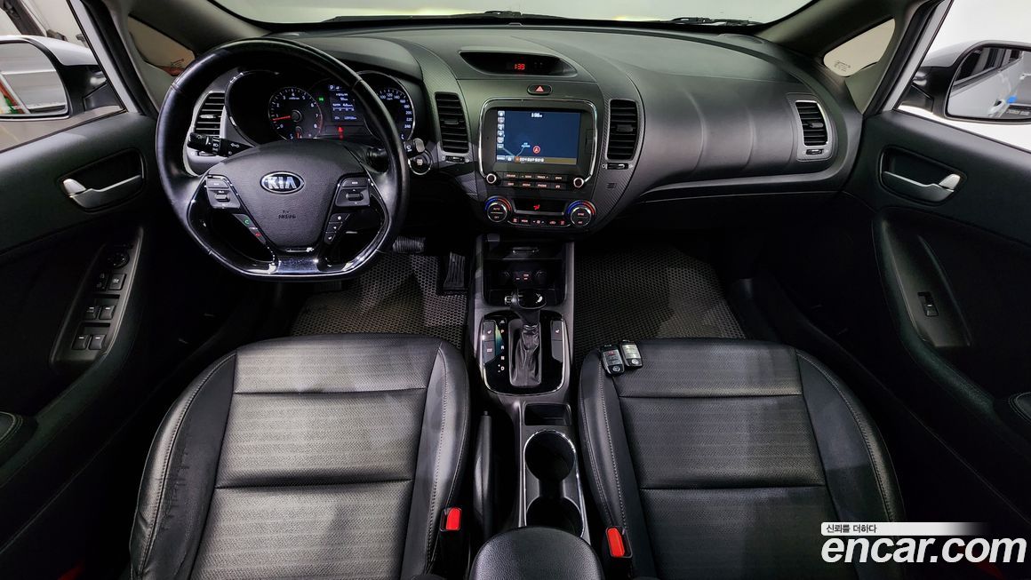 Kia K3 2016