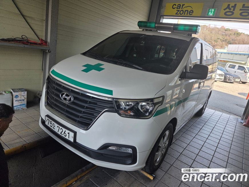 Hyundai Starex 2019