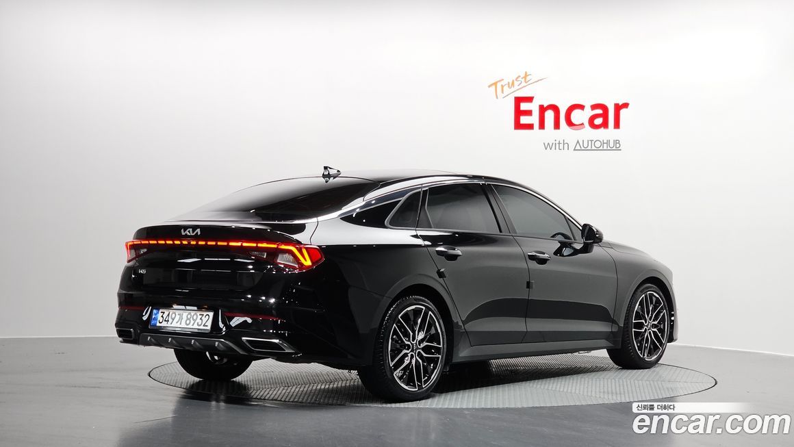 Kia K5 2023