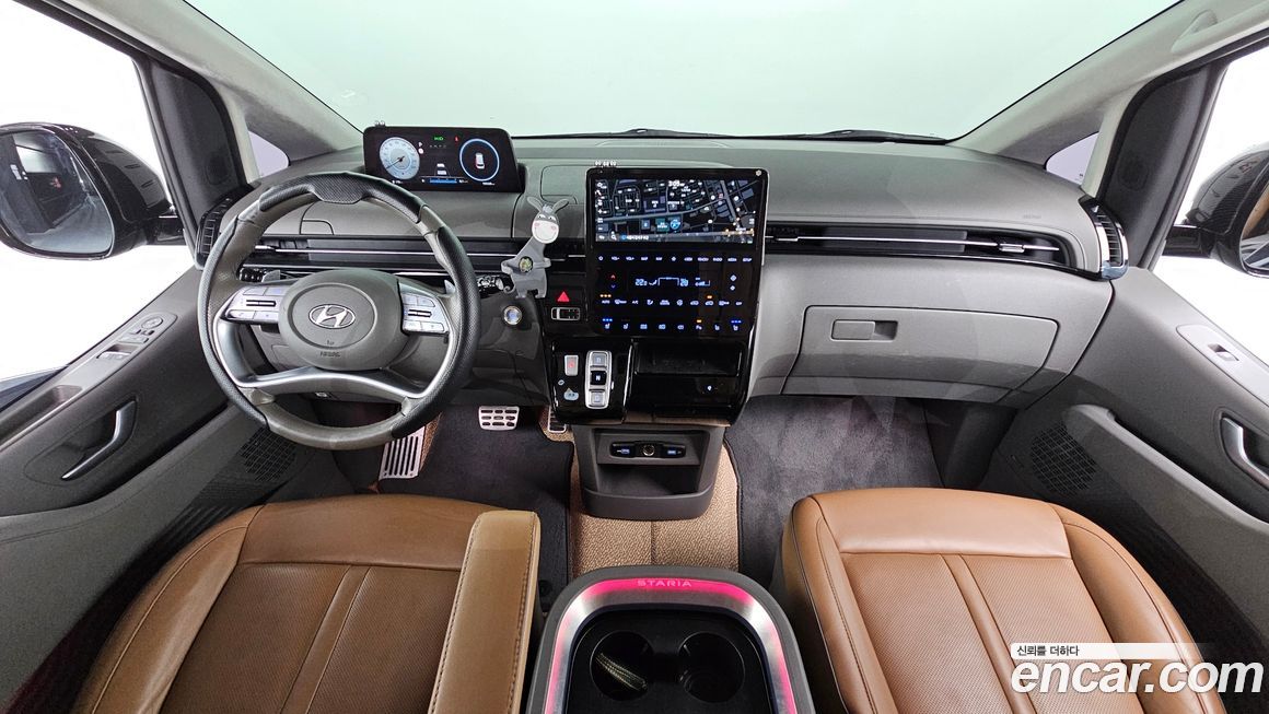 Hyundai Staria 2023