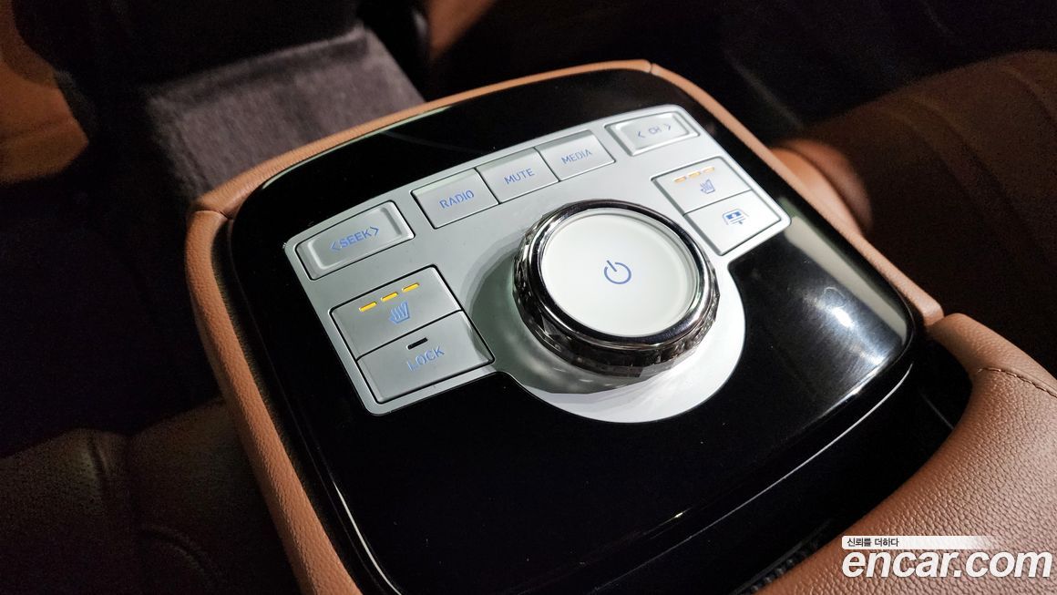 Genesis G80 2023