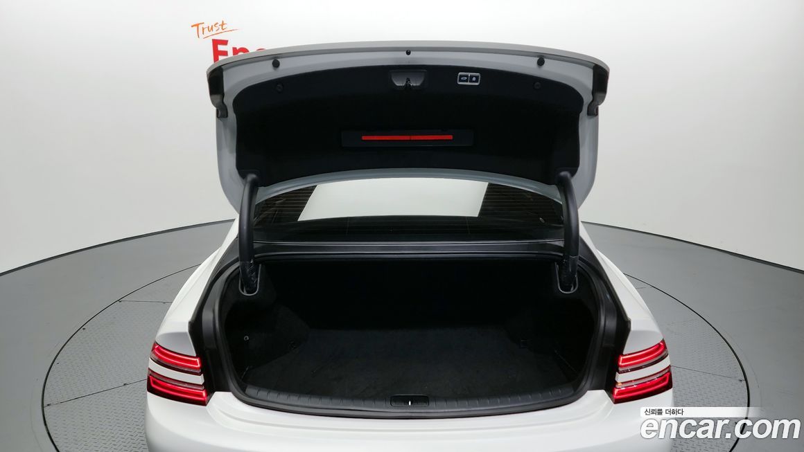 Genesis G80 2023