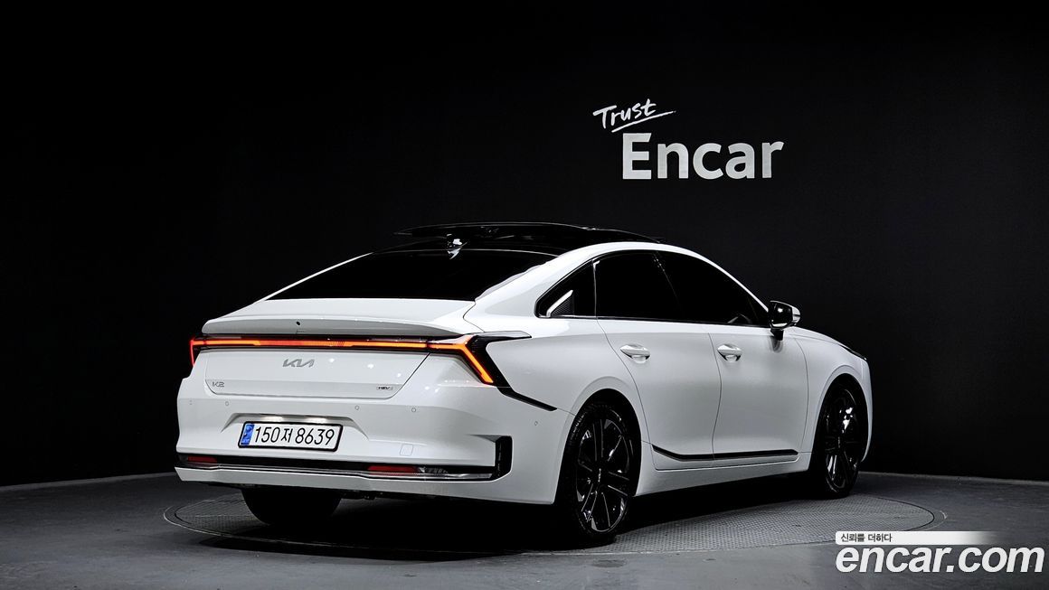 Kia K8 2025