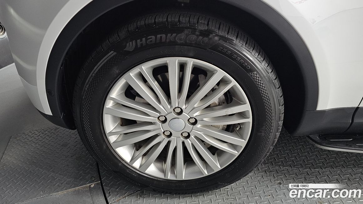 Land Rover Discovery 2019