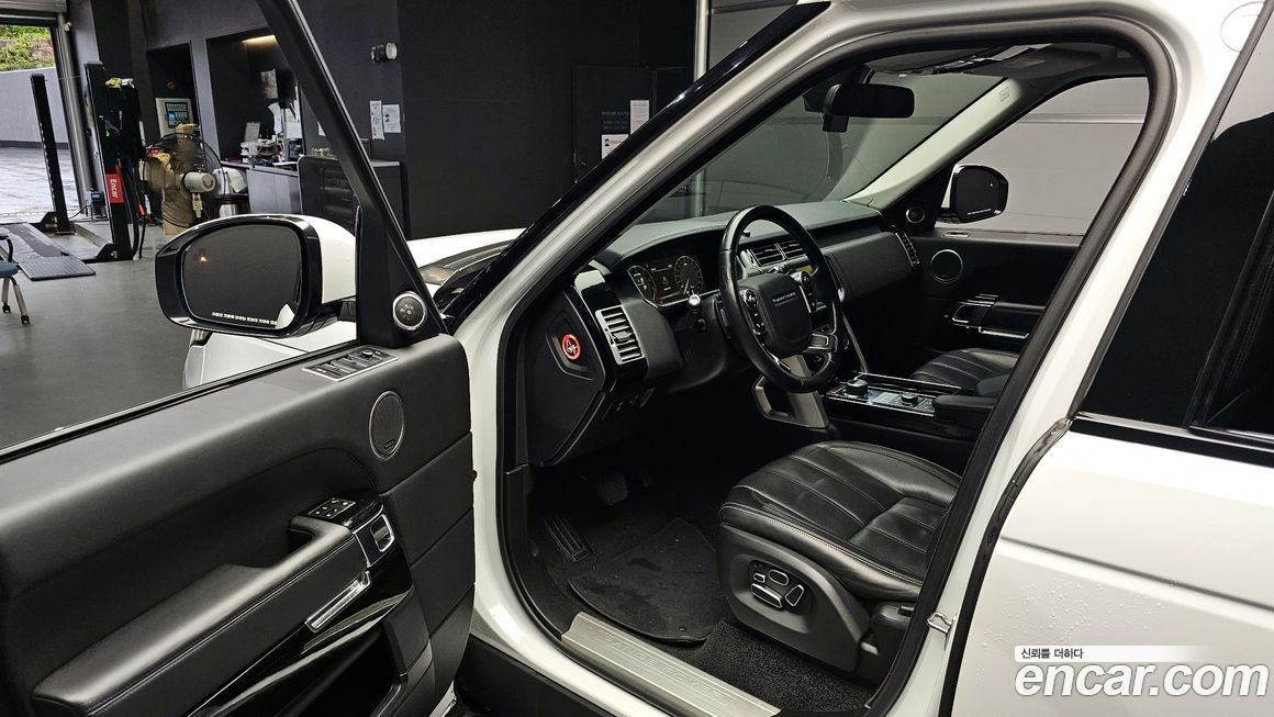 Land Rover Range Rover 2014