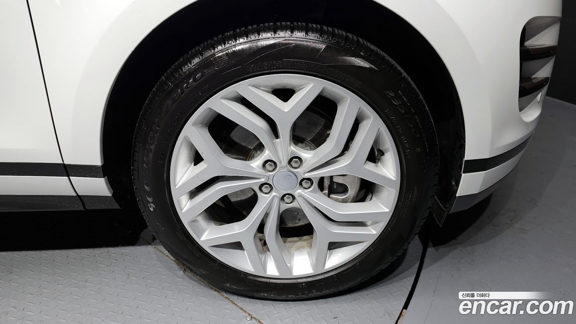 Land Rover Range Rover Evoque 2023