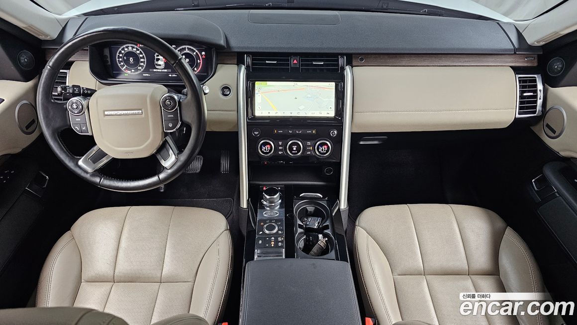 Land Rover Discovery 2018