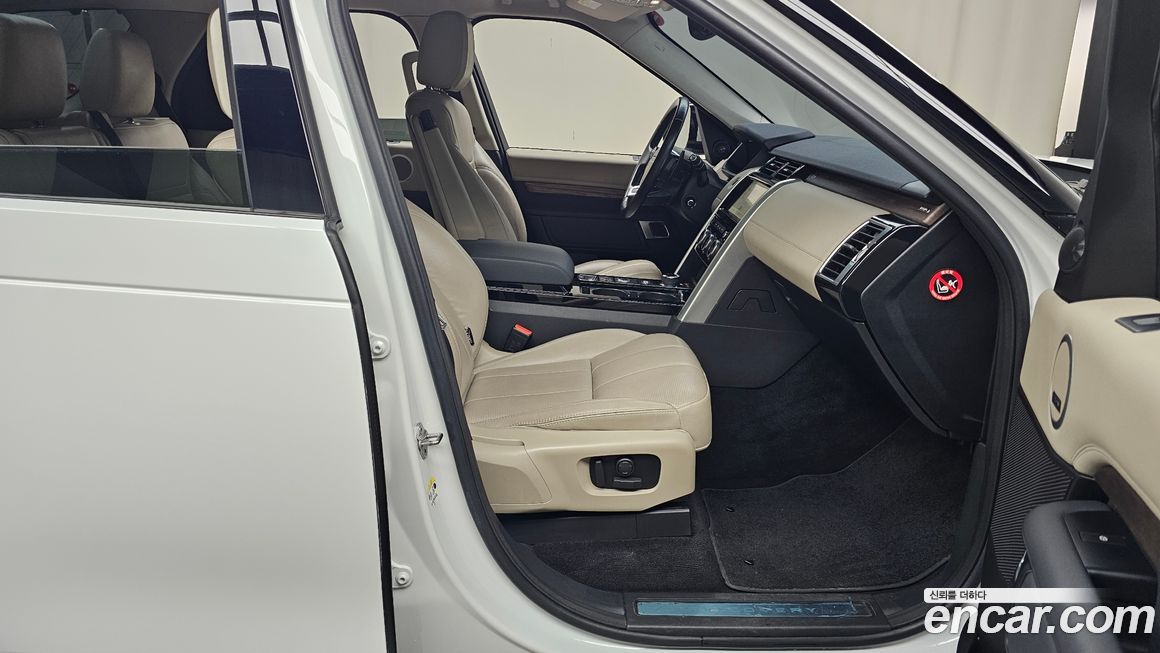 Land Rover Discovery 2018